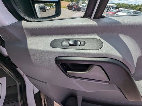 Used 2014 Freightliner Sprinter 3500 image 30