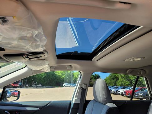 Used 2025 Subaru Outback Premium image 14