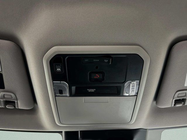 Used 2024 Toyota Tundra Limited AWD/4WD image 24