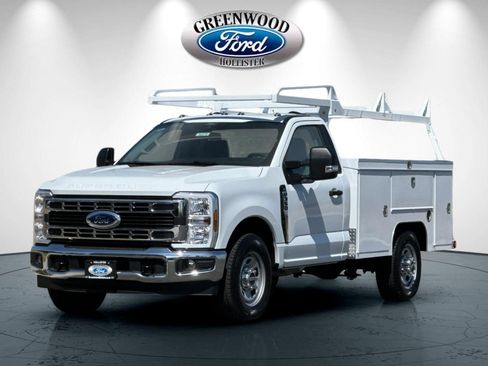 New 2025 Ford F350 XL w/ XL Chrome Package RWD image 8
