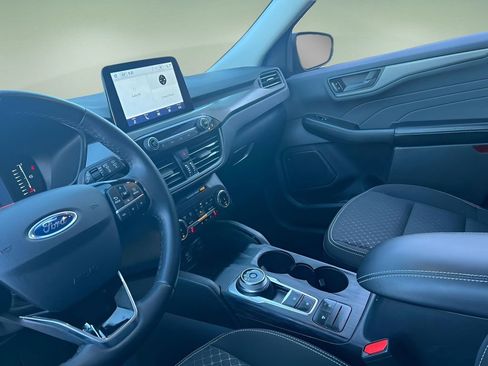 Used 2023 Ford Escape Active w/ Cold Weather Package image 16