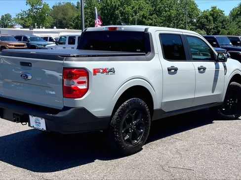 Used 2022 Ford Maverick XLT w/ Equipment Group 300A Standard AWD/4WD image 12