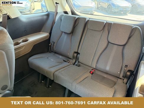 Used 2026 Kia Carnival LX FWD image 32