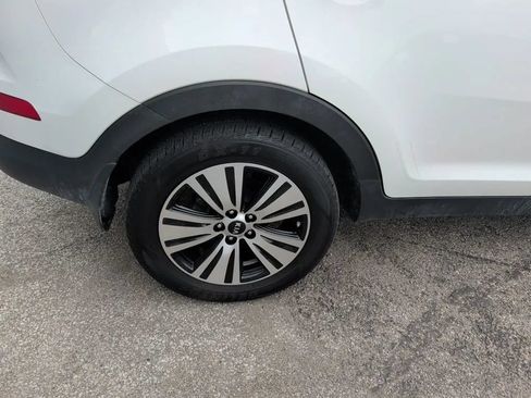Used 2015 Kia Sportage EX FWD image 11