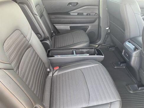 New 2025 Nissan Pathfinder Rock Creek image 14