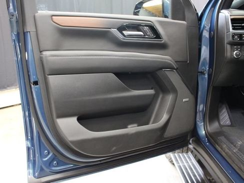 Used 2026 GMC Yukon XL Denali w/ Sun & Power Step Package AWD/4WD image 52