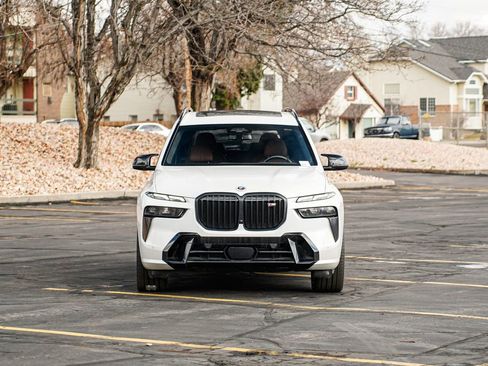 Used 2023 BMW X7 M60i w/ Executive Package image 2