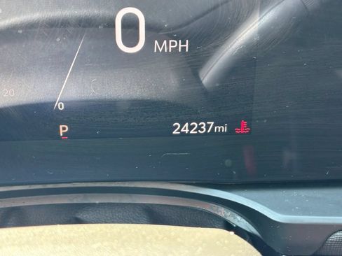 Used 2025 Buick Envista Avenir FWD image 73