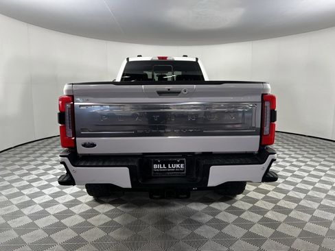 Used 2024 Ford F350 Platinum w/ FX4 Off-Road Package image 9
