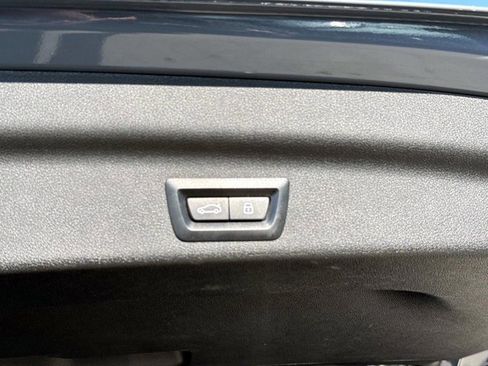 Used 2025 BMW X1 xDrive28i image 12