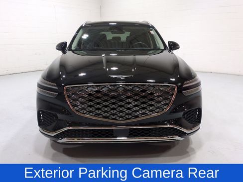 Certified 2026 Genesis GV70 2.5T Advanced AWD/4WD image 8