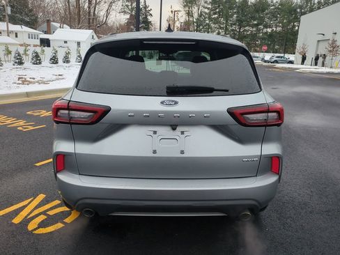 Used 2023 Ford Escape ST-Line image 5