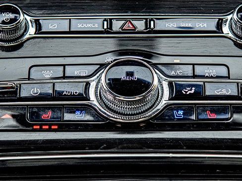 Used 2022 Lincoln Nautilus Reserve w/ Equipment Group 202A image 20