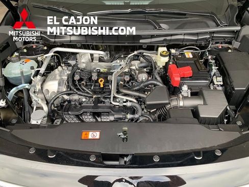 New 2025 Mitsubishi Outlander ES image 21