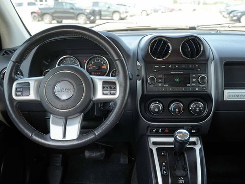 Used 2017 Jeep Compass High Altitude AWD/4WD image 23