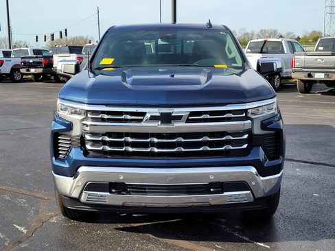 Used 2022 Chevrolet Silverado 1500 LTZ w/ LTZ Convenience Package II image 9