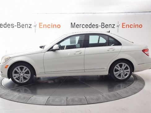 Used 2008 Mercedes-Benz C 300 Sedan image 2