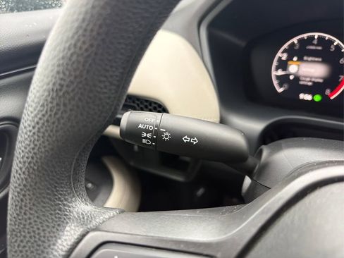 Used 2023 Honda HR-V LX image 15