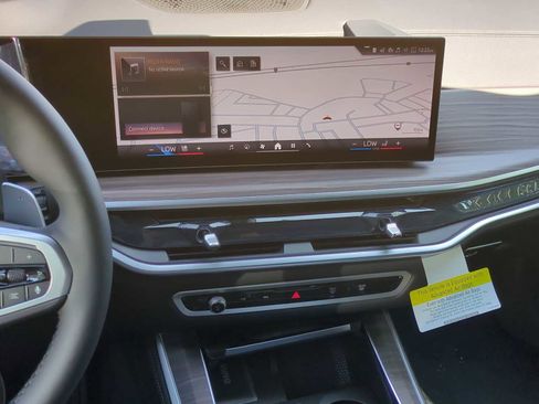 Used 2026 BMW X5 xDrive40i w/ M Sport Package image 30