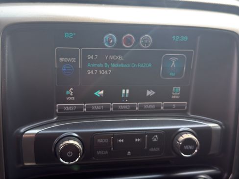 Used 2015 Chevrolet Silverado 2500 LT w/ LT Convenience Package AWD/4WD image 16