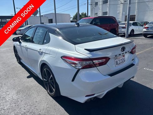 Used 2019 Toyota Camry XSE FWD image 10