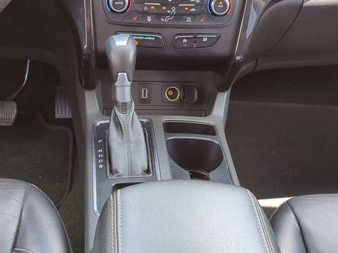 Certified 2017 Ford Escape Titanium FWD image 19