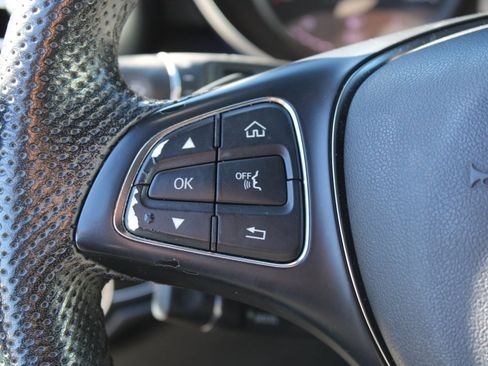 Used 2019 Mercedes-Benz GLC 300 GLC 300 image 14