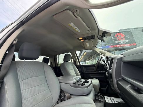 Used 2018 RAM 2500 Tradesman w/ Chrome Appearance Group AWD/4WD image 26