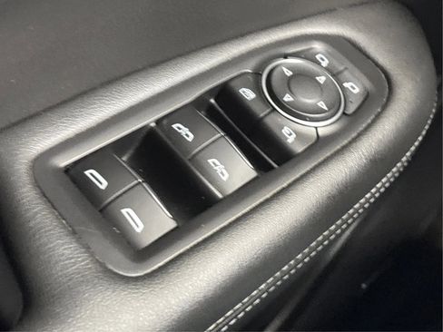 Used 2021 Cadillac XT6 Sport w/ LPO, ONYX Package image 43