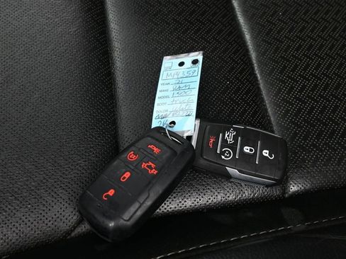 Used 2021 RAM 1500 Laramie w/ Night Edition image 27