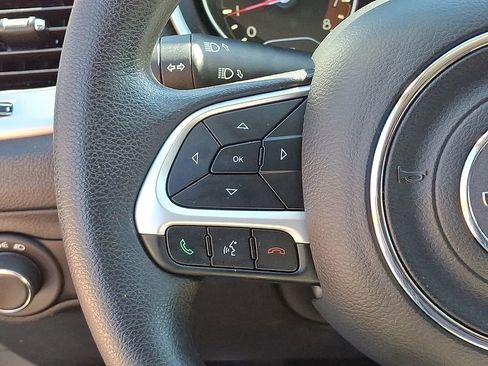 Used 2018 Jeep Compass Sport image 21