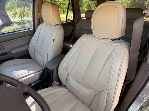 Used 1999 Toyota 4Runner Limited RWD image 21