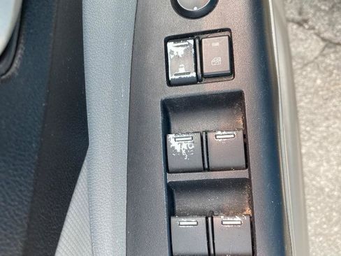 Used 2014 Honda CR-V LX image 32