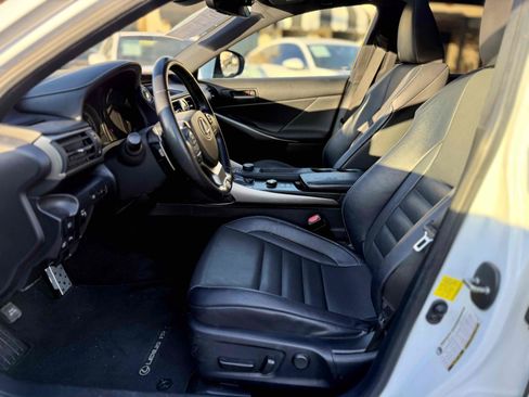 Used 2019 Lexus IS 300 F Sport w/ F Sport Package RWD image 14