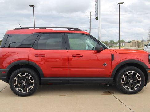 Used 2023 Ford Bronco Sport Outer Banks AWD/4WD image 4