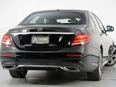 Used 2019 Mercedes-Benz E 300 w/ Premium 1 Package image 4