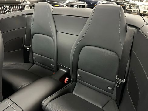 Used 2024 Mercedes-Benz SL 43 AMG image 18