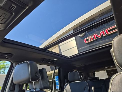 Used 2023 Chevrolet Tahoe Premier AWD/4WD image 48