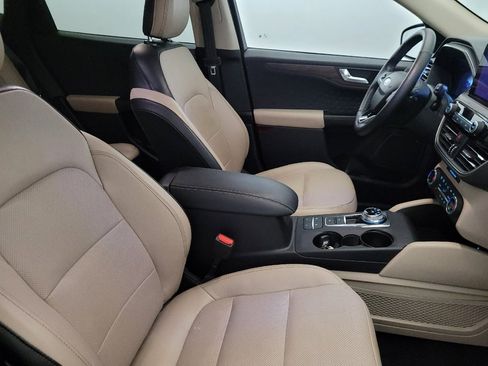 Used 2020 Ford Escape Titanium AWD/4WD image 21