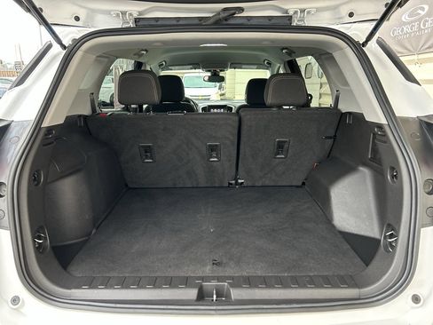 Used 2021 GMC Terrain SLE image 18