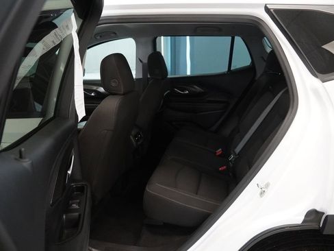 Used 2024 GMC Terrain SLE FWD image 20