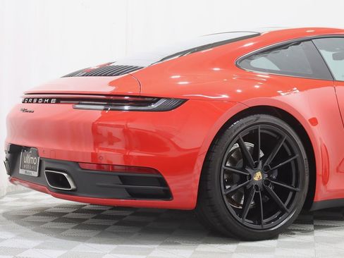 Used 2021 Porsche 911 Carrera image 9
