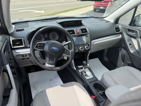 Used 2016 Subaru Forester 2.5i Limited AWD/4WD image 12