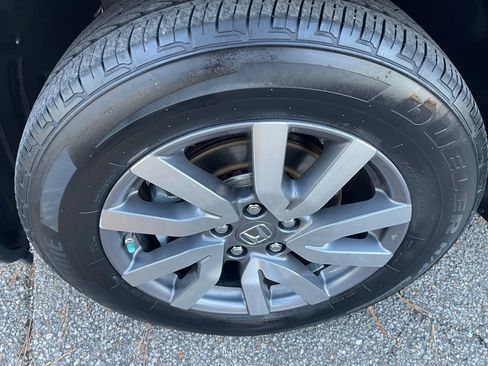 Used 2019 Honda Pilot EX image 9