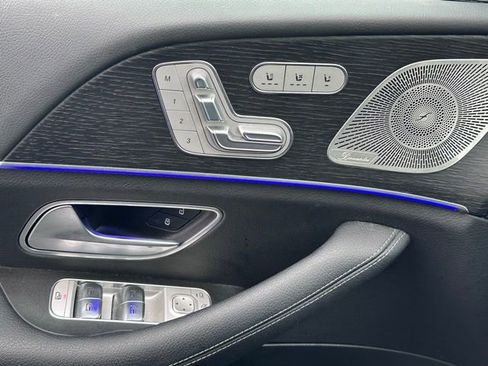 Certified 2025 Mercedes-Benz GLS 450 4MATIC image 25
