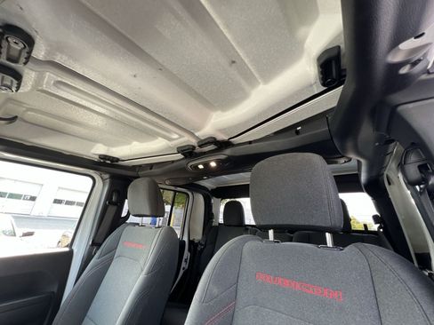 Used 2026 Jeep Gladiator Rubicon AWD/4WD image 21