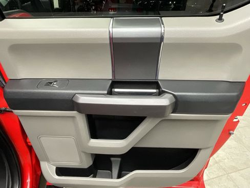 Used 2018 Ford F150 XLT w/ Equipment Group 302A Luxury AWD/4WD image 16