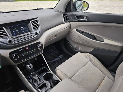 Used 2018 Hyundai Tucson SEL FWD image 39