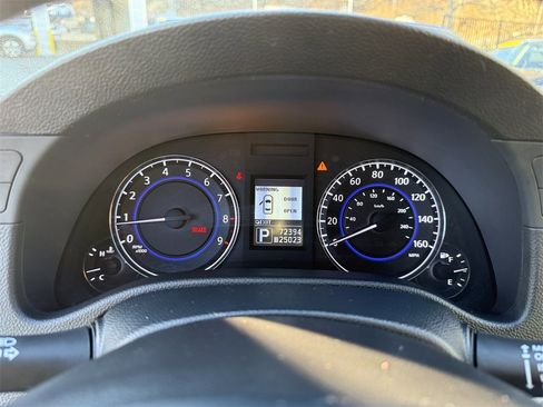 Used 2011 INFINITI G37 x w/ Premium Pkg image 18