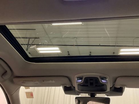 Used 2024 Subaru Outback Limited image 35